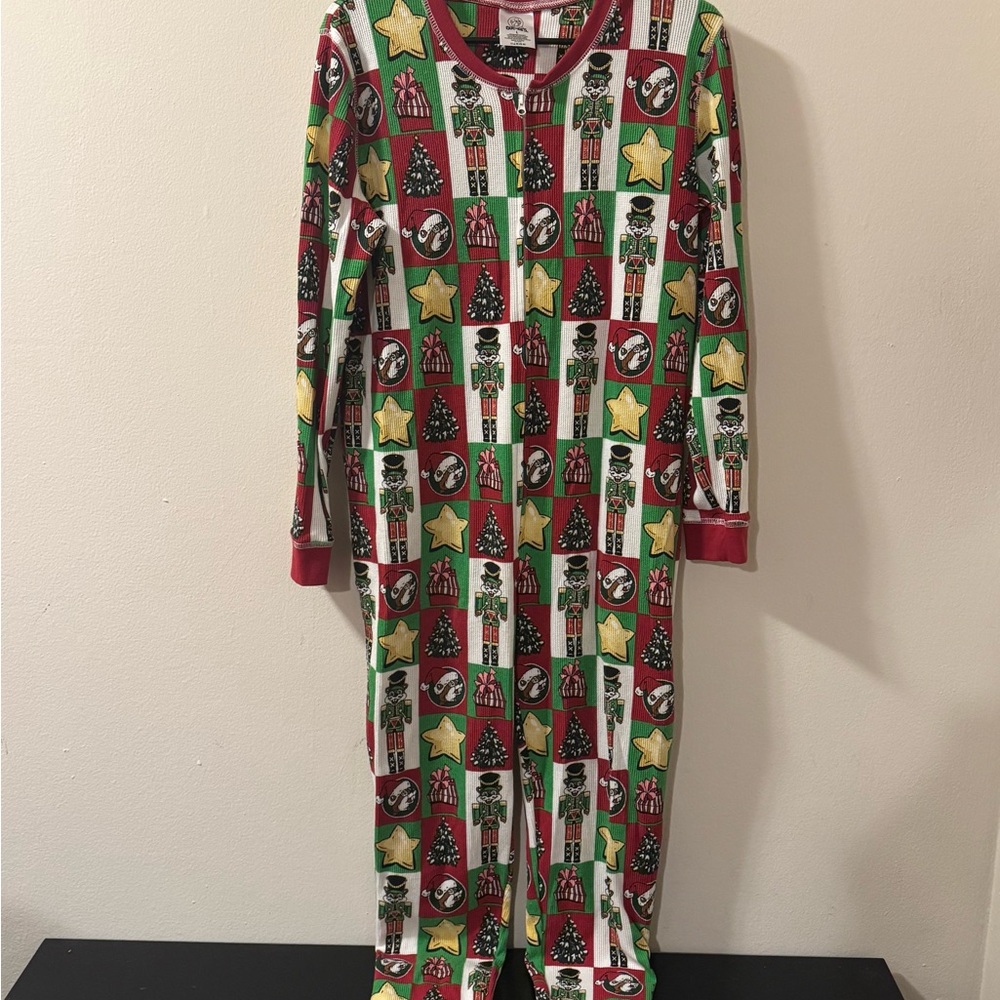 Festive Red and Green Large Unisex Bucees Pajamas